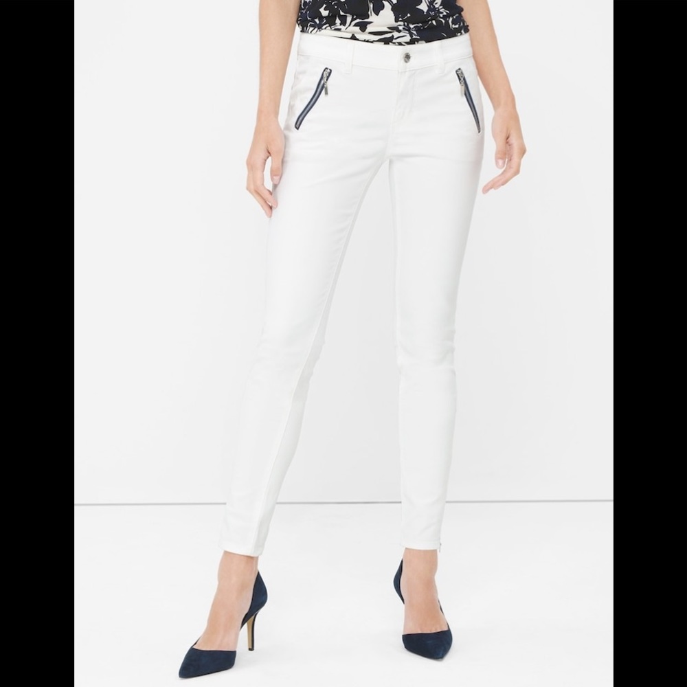 WHBM White Skimmer Jeans with navy zippers size 2